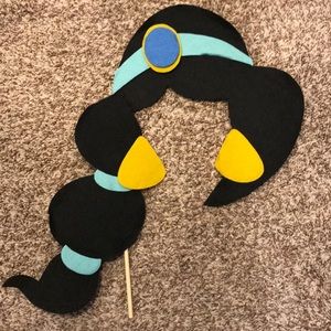 Princess Jasmine photobooth prop